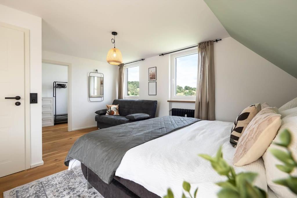 Luxury Apartment On The Rhein 부징겐엠호크리엔 외부 사진