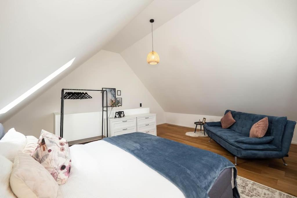 Luxury Apartment On The Rhein 부징겐엠호크리엔 외부 사진